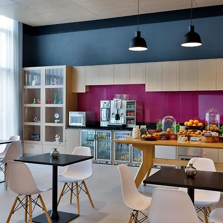 Aloft By Marriott Dubai Airport-2